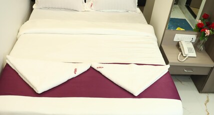 Hotel River Park Room Type - Deluxe Non Ac Room