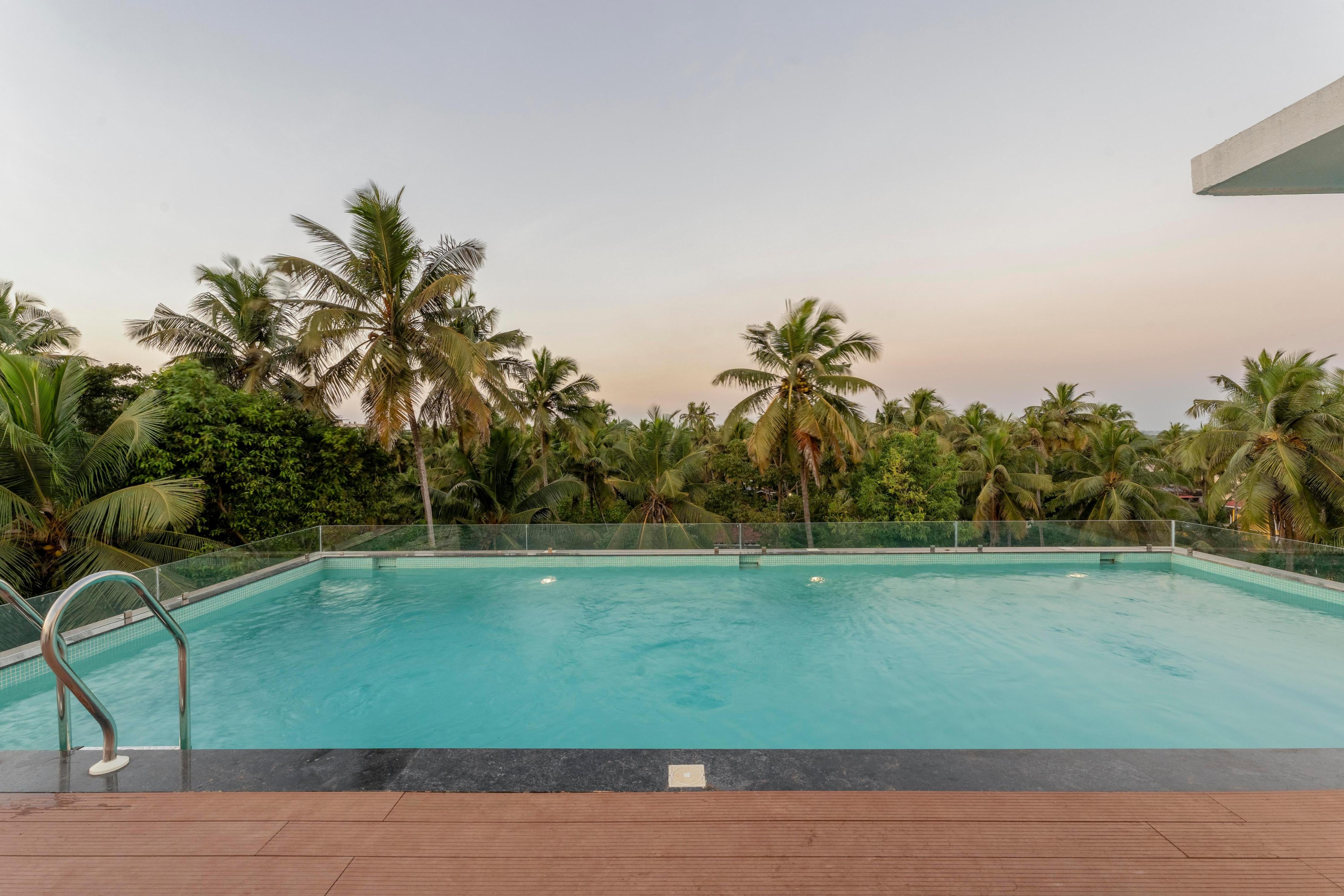 Staymaster Chic 1BHK Apt | Pvt Pool | Calangute - Tap to explore photos