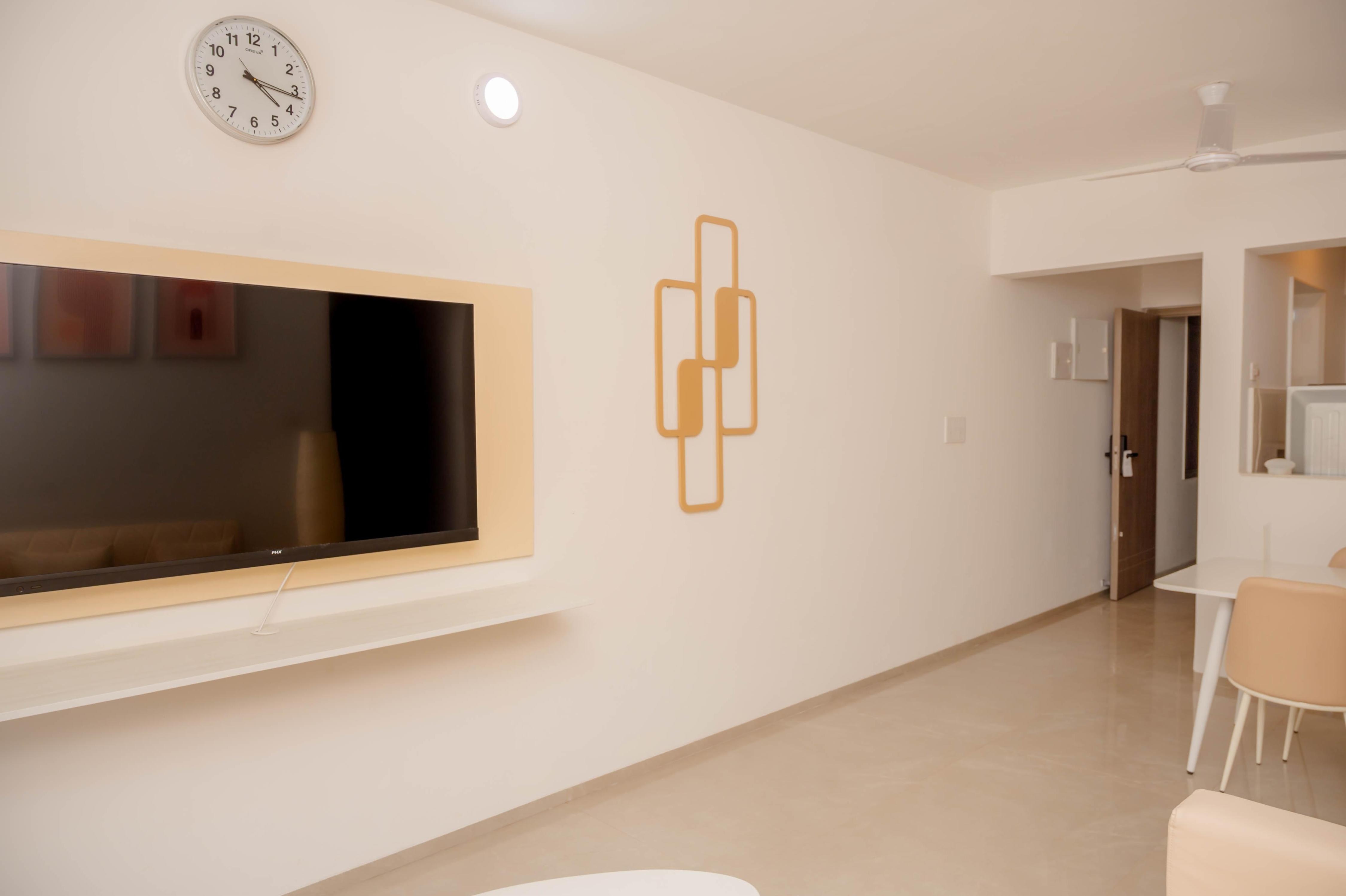 Z Bliss Suites, BKC - Tap to explore photos