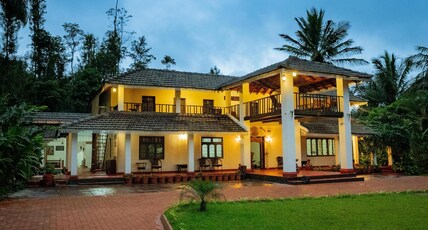 CHANDRAMUKUTA HOME STAY Room Type - A/C Grand Birdwatcher's Haven - 2 Bedroom