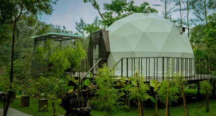 CHANDRAMUKUTA HOME STAY Room Type - Lakeside AC Glass Dome