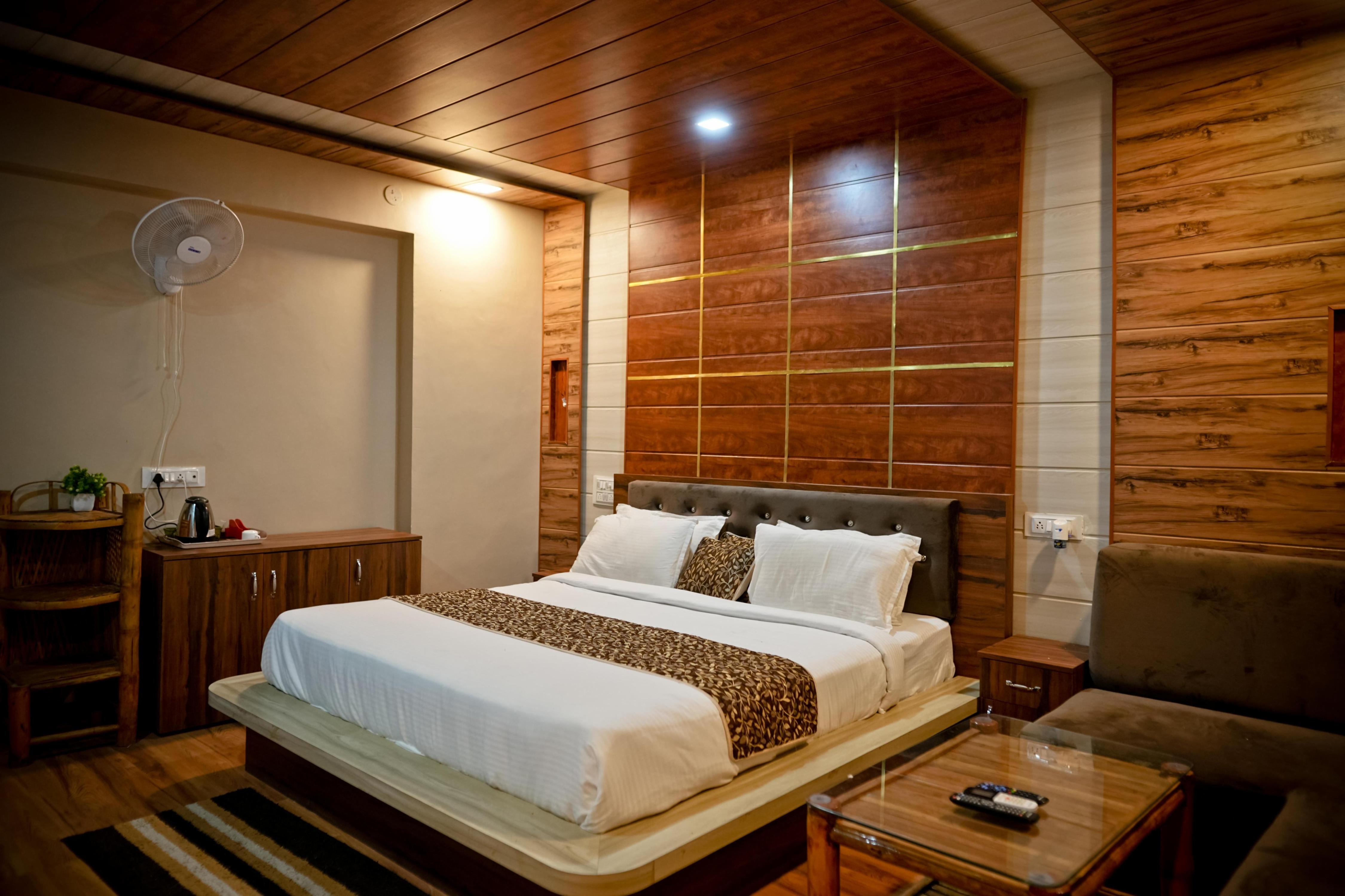 The Palash Vaan Room Type - Honeymoon Deluxe Cottage