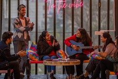 goSTOPS Gurugram, Baani Square PLUS - Private Rooms & Dorms