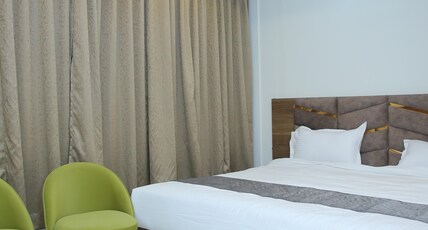 HOTEL Taj Anushi Room Type - Deluxe Room