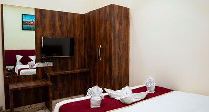 JSR Kedar | Bed & Breakfast Room Type - Deluxe Room