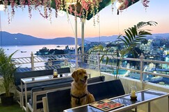 Sajjan Villa Udaipur |Lakeview Rooms and Restaurant|