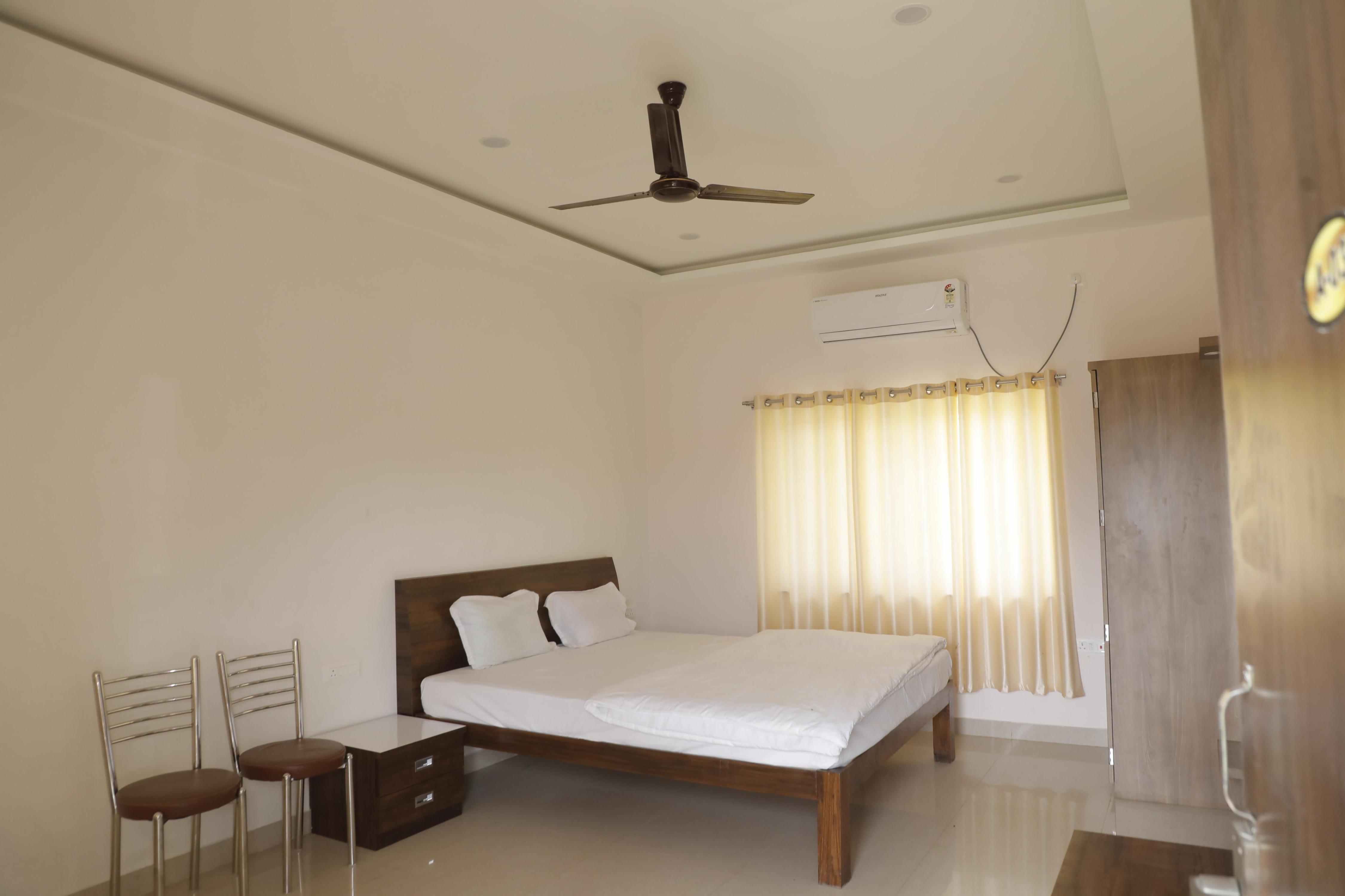 ved vatika Room Type - Hill View Room