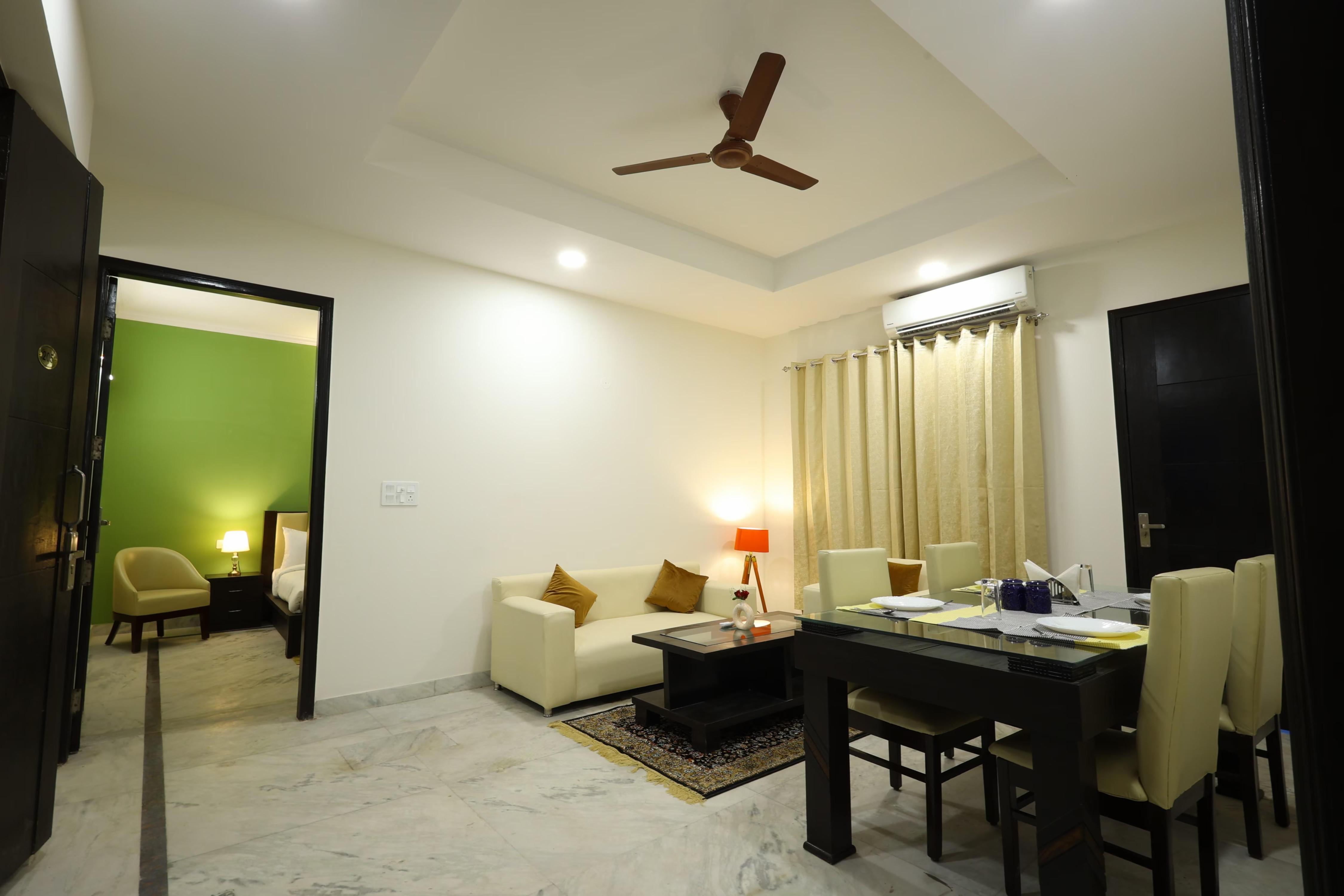 Lime Tree Suites @GolfCourse