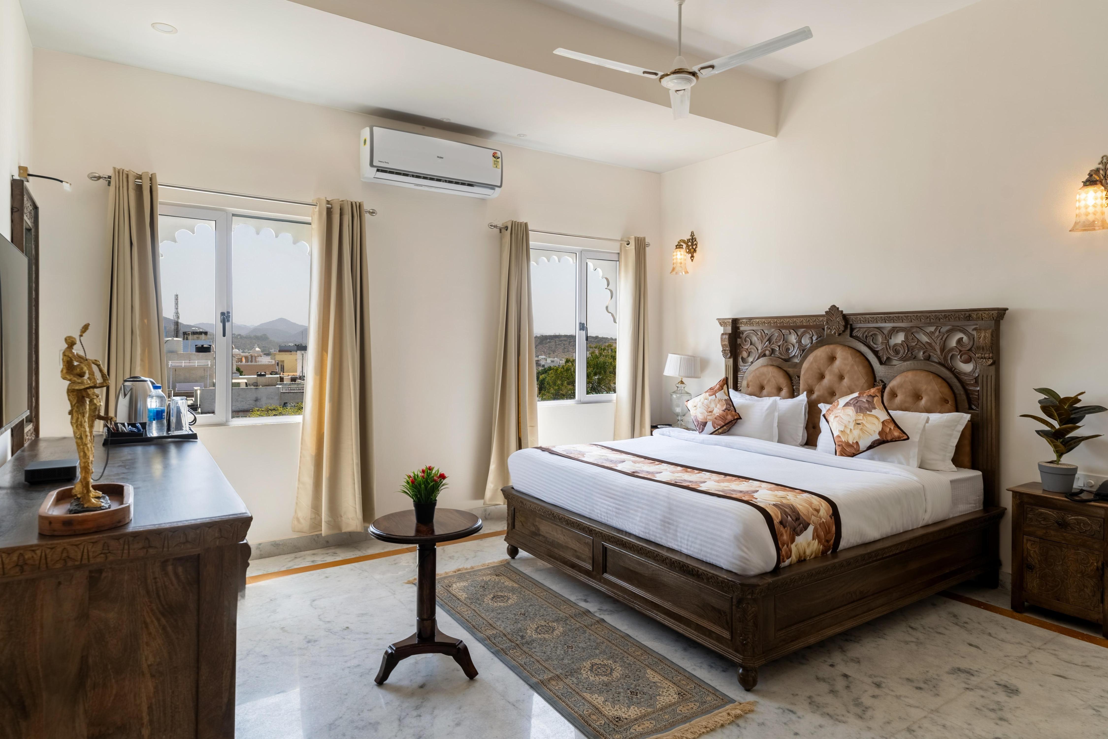 The Royal Courtyard - Luxury Suites