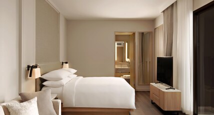 Marriott Executive Apartments Bangkok, Sukhumvit 101 Room Type - Studio 1 King Bed, Studio, 1 King, City view Marriott Executive Apartments Bangkok, Sukhumvit 101 Room Type - Studio 1 King Bed, Studio, 1 King, City view