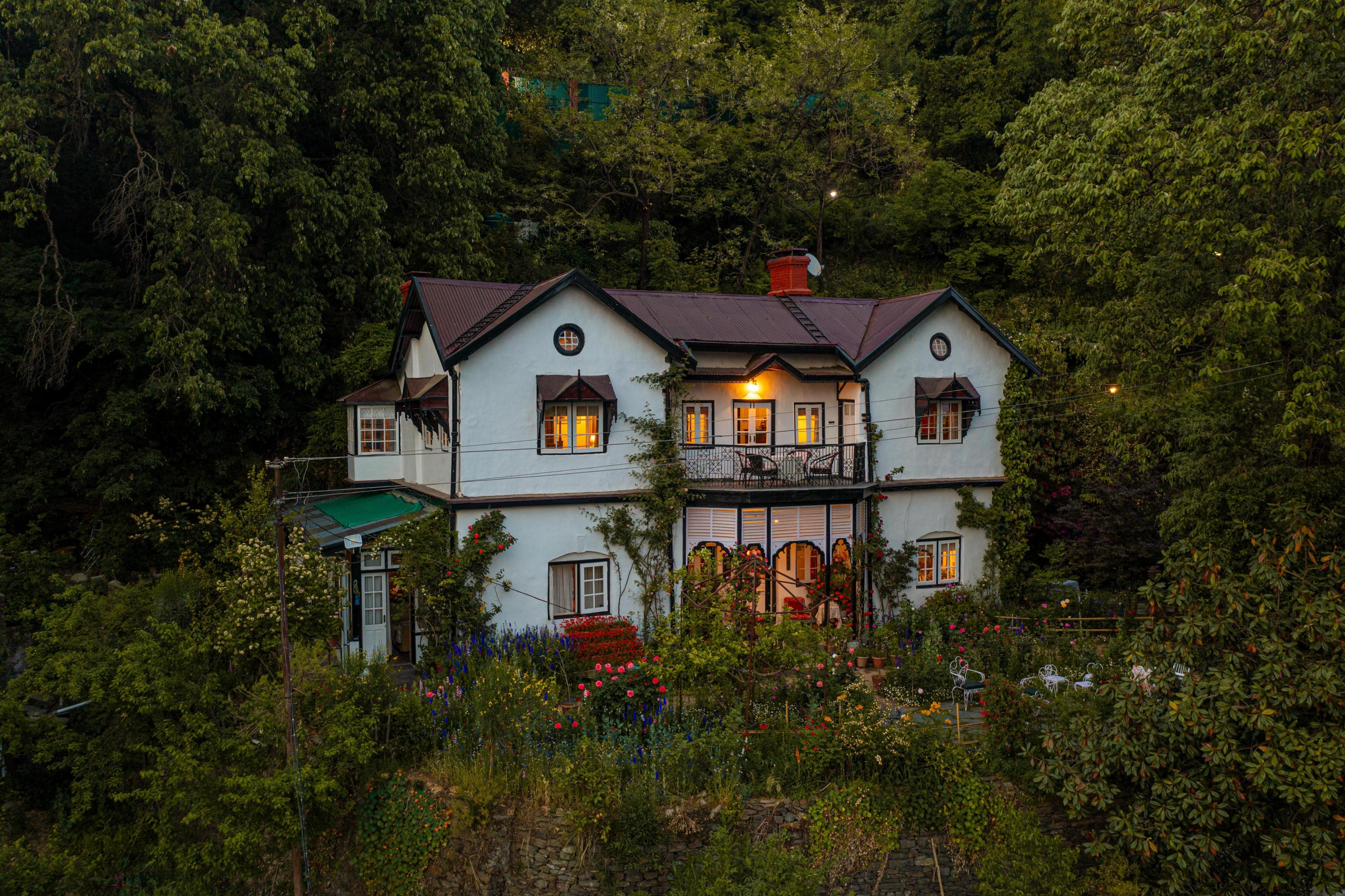 Jaadooghar x Sunnymead Estate