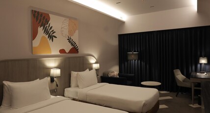 Palm Springs Resort Room Type - Deluxe Twin Room