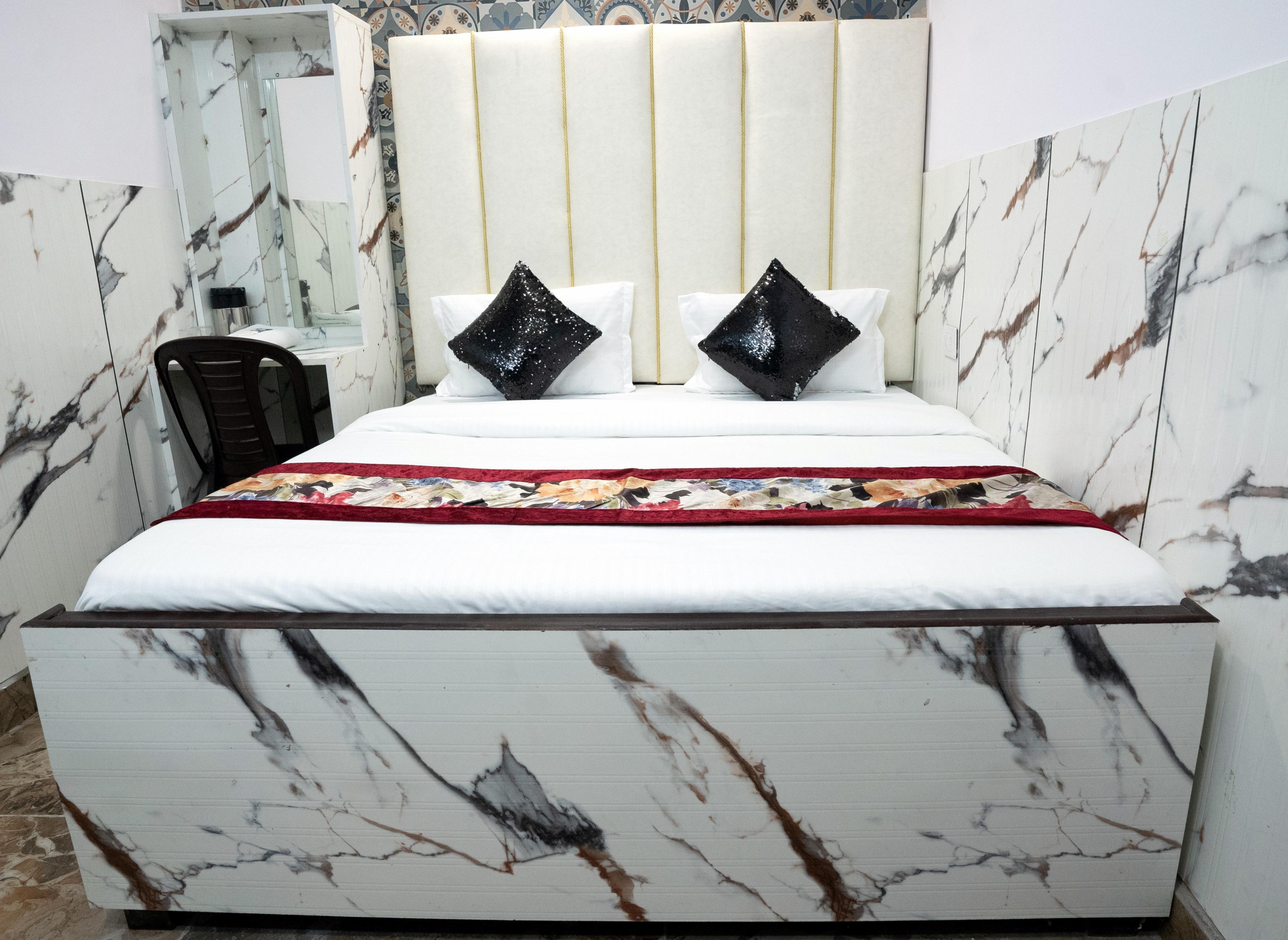 Star Hotel Room Type - Classic