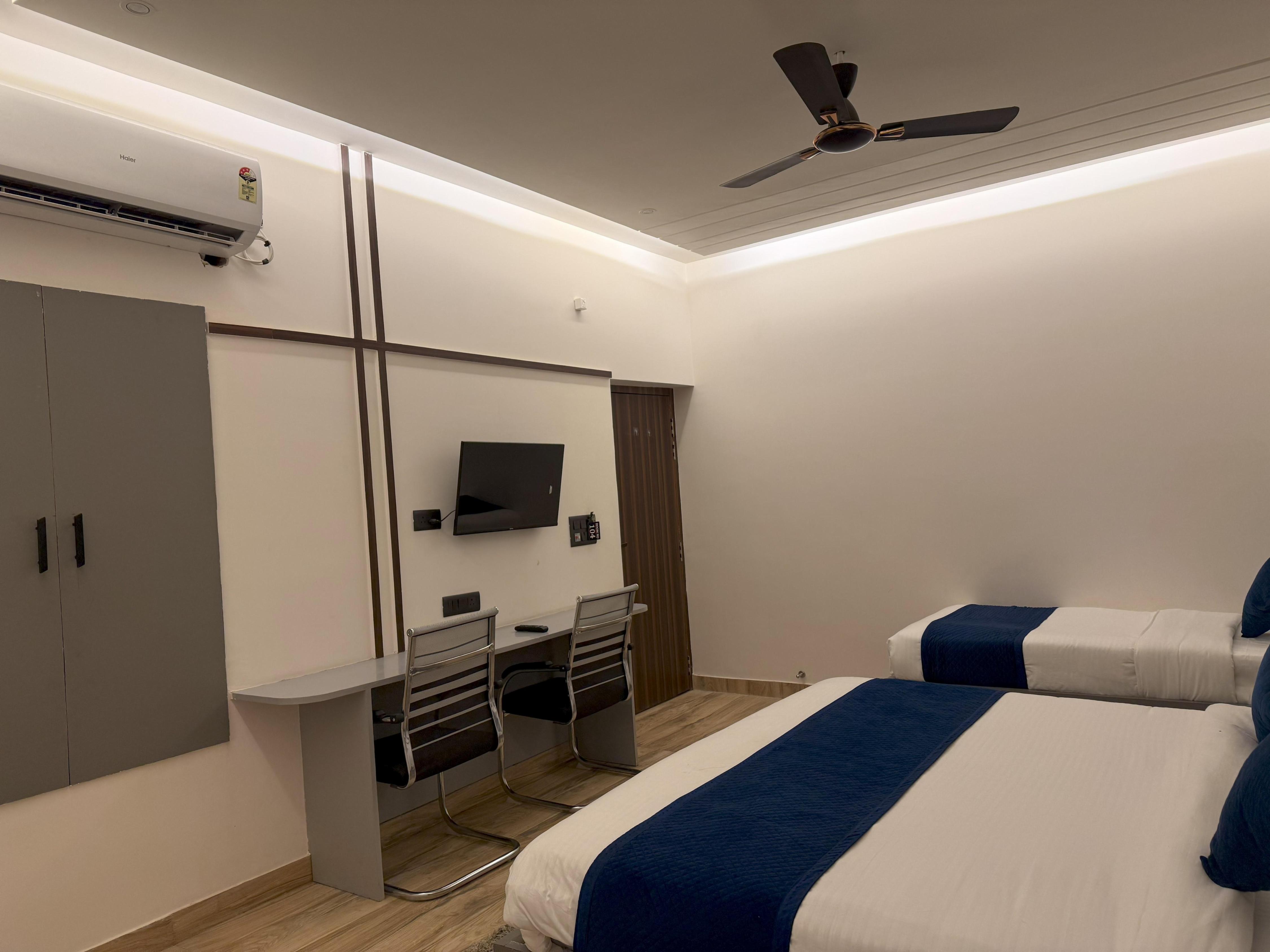 Hotel Taj Way by Jyoti Villa Room Type - Triple Bed Room