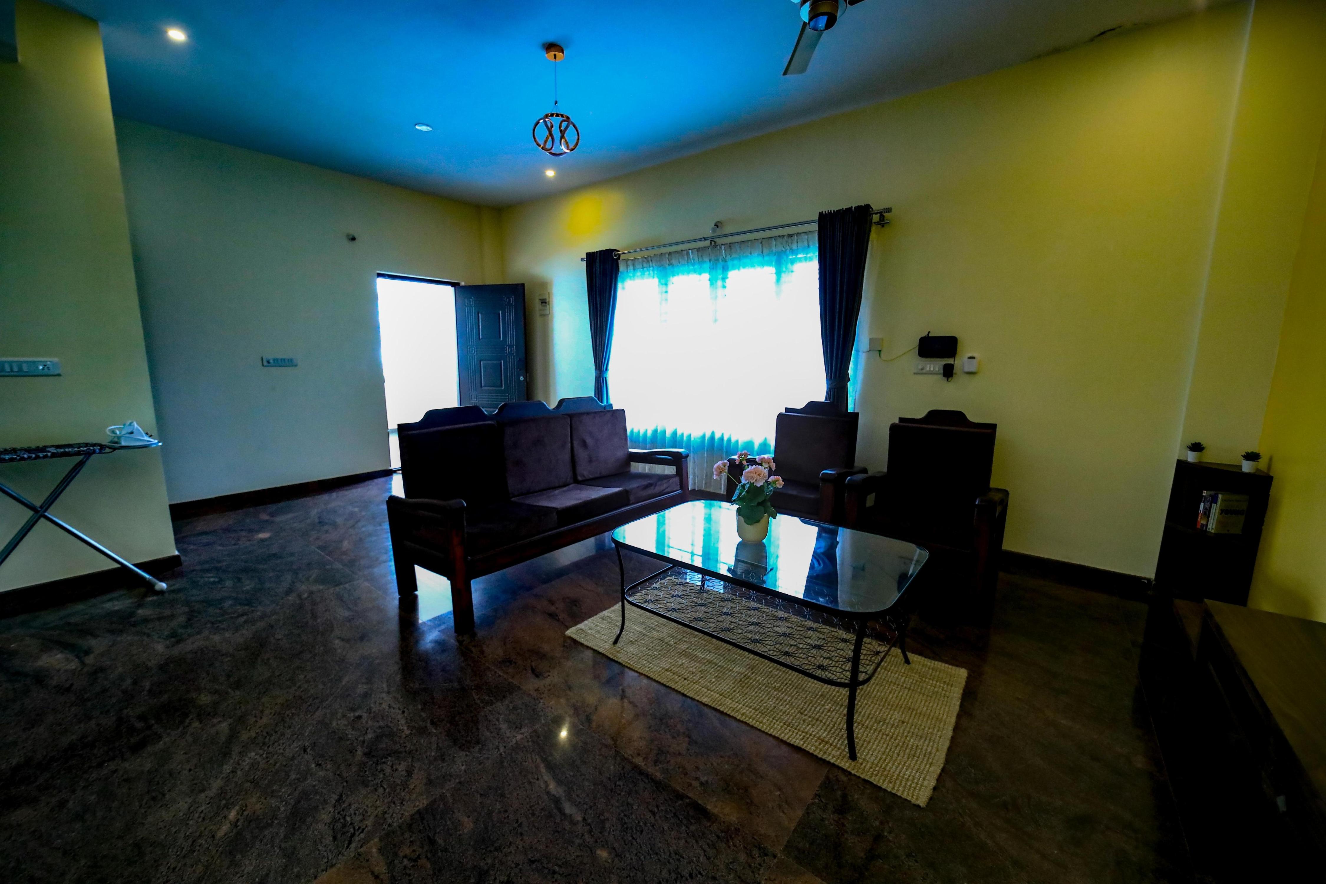 Gruham Luxury Service Apartment - Tap to explore photos