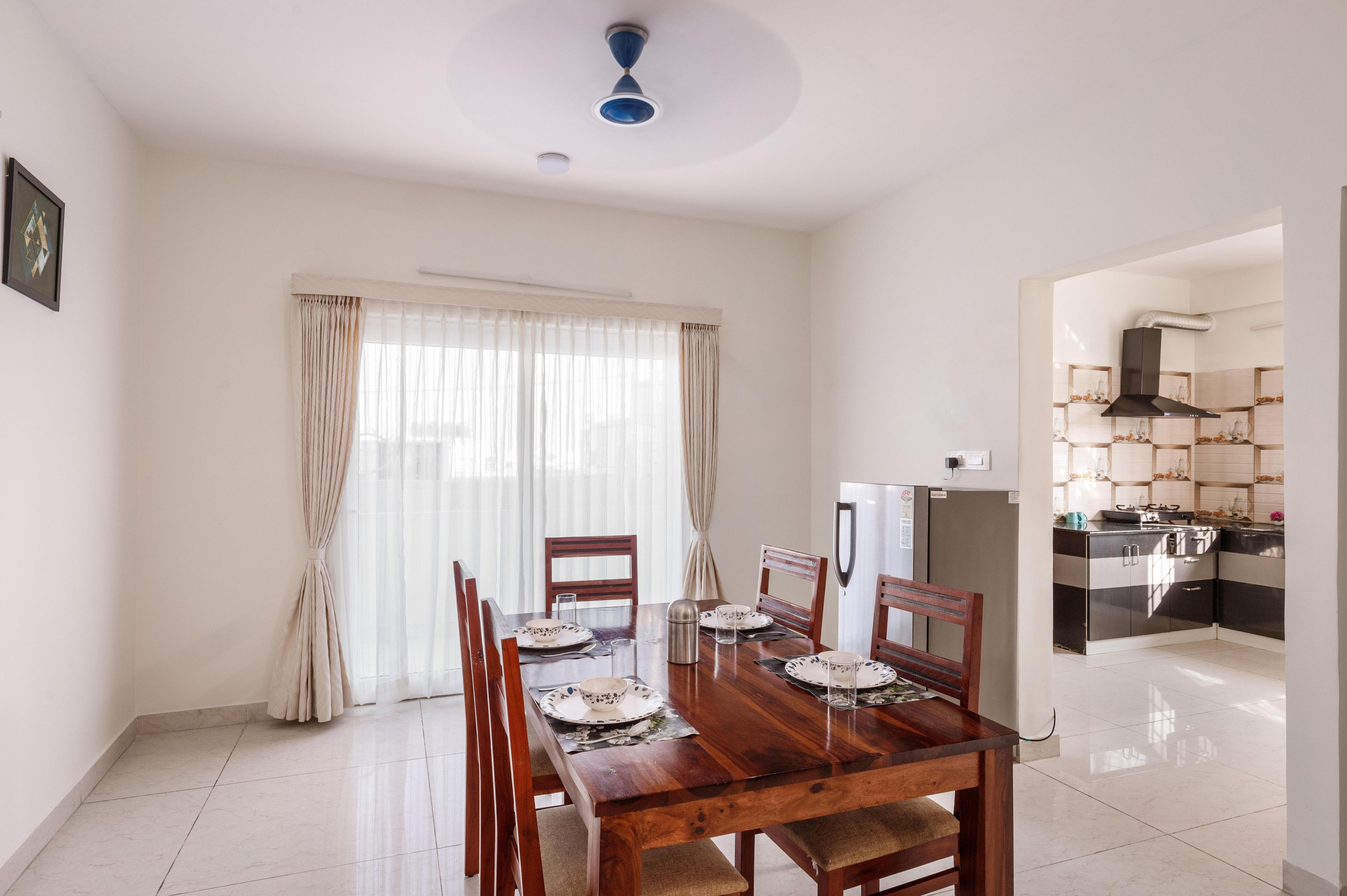 Mistybluestays 4BHK Serviced Apartment - Tap to explore photos