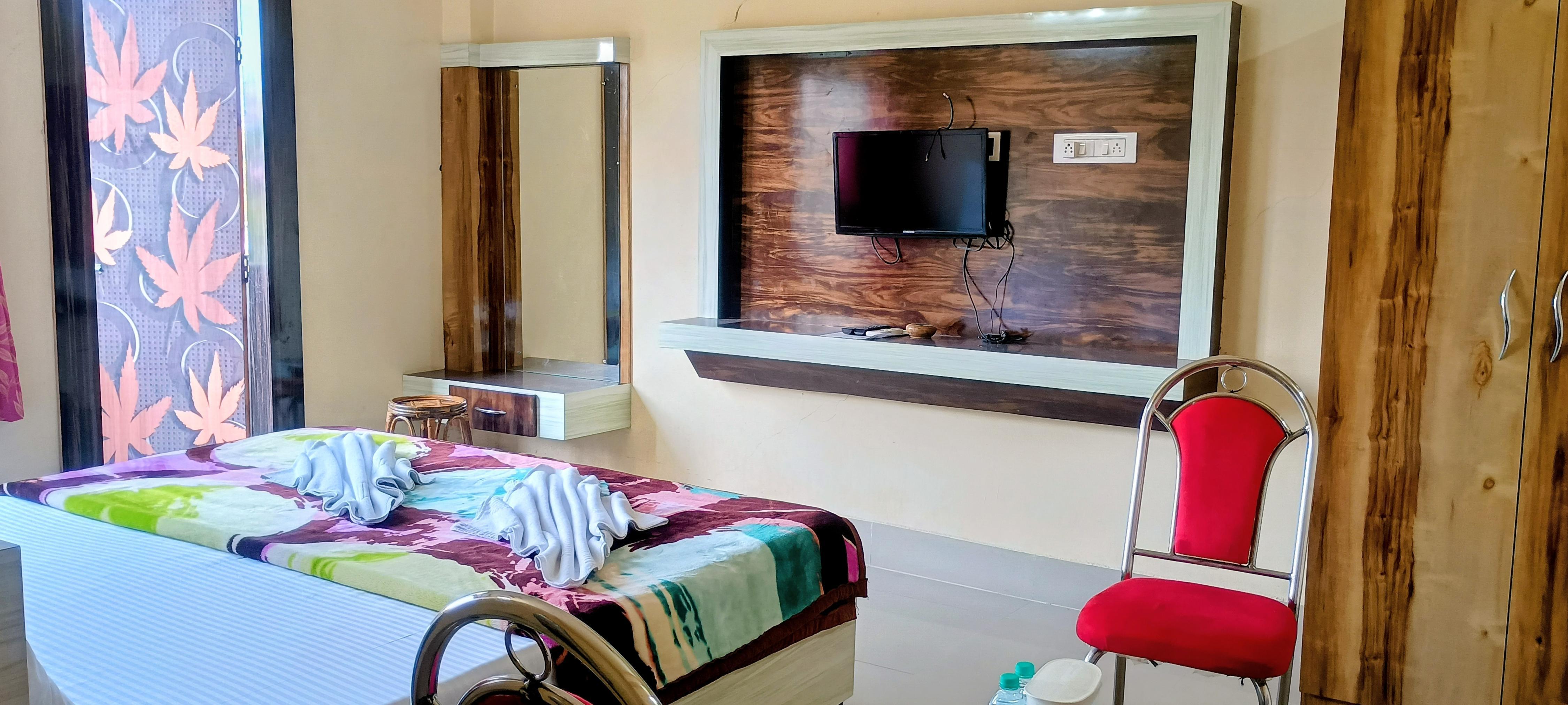 NILKANTHA HOTEL - Tap to explore photos