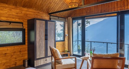 Montane Chalet Manali Room Type - Premium Cottage 4