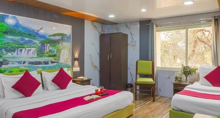 Hotel The Amar Grand Near Mall Road Room Type - Family Room