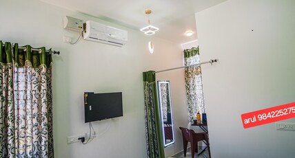 Arul Lodge Room Type - Couple AC Room