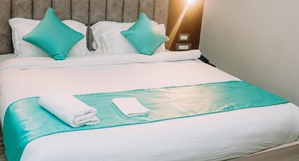 HOTEL D ROYAL PALM Room Type - Corporate Room (Good for Corporates)