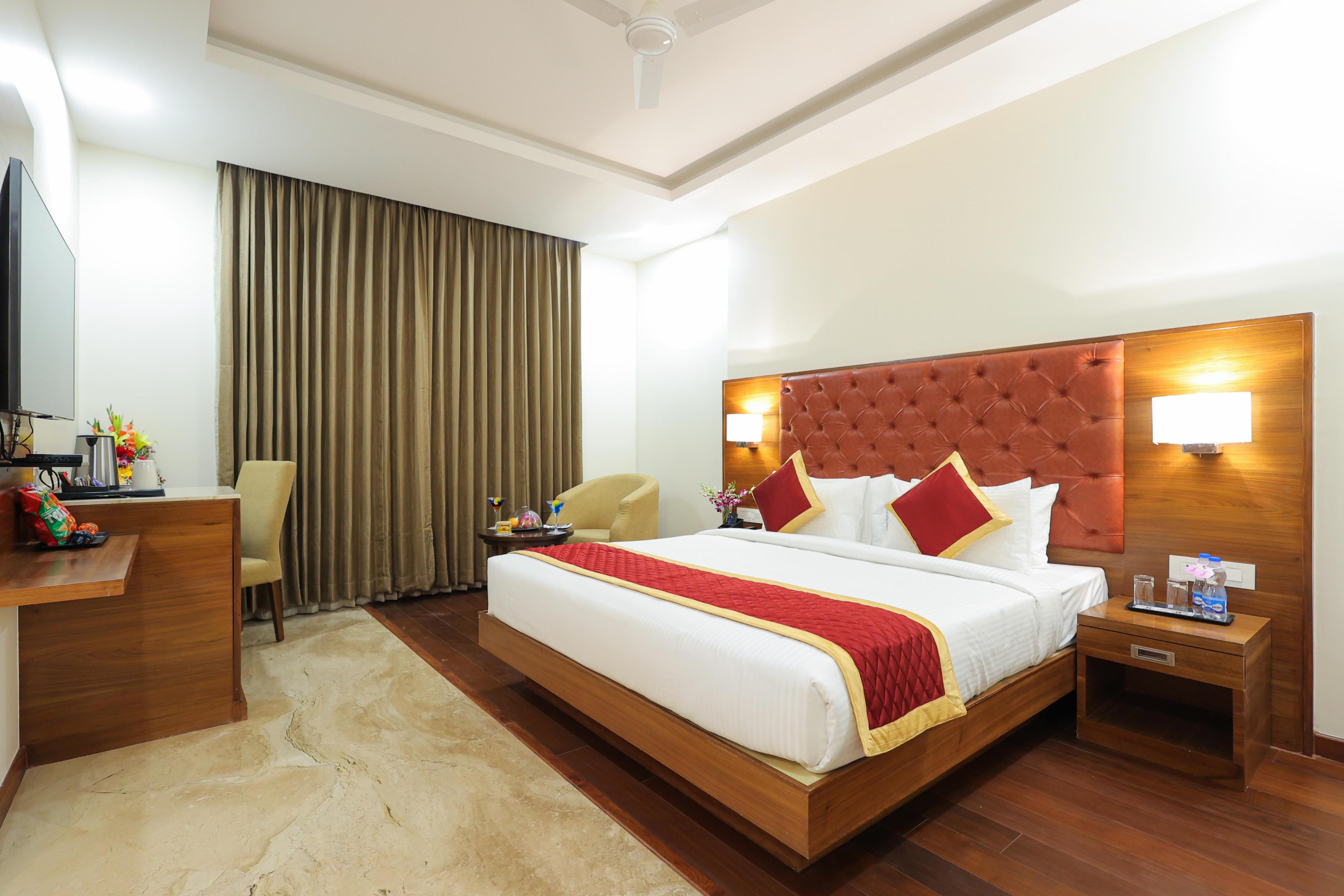ICON GRAND HOTEL BY BHAGINI Room Type - EXECUTIVE KING ROOM