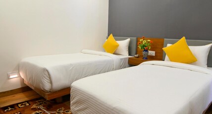Carry Inn Indore Room Type - Superior Twin