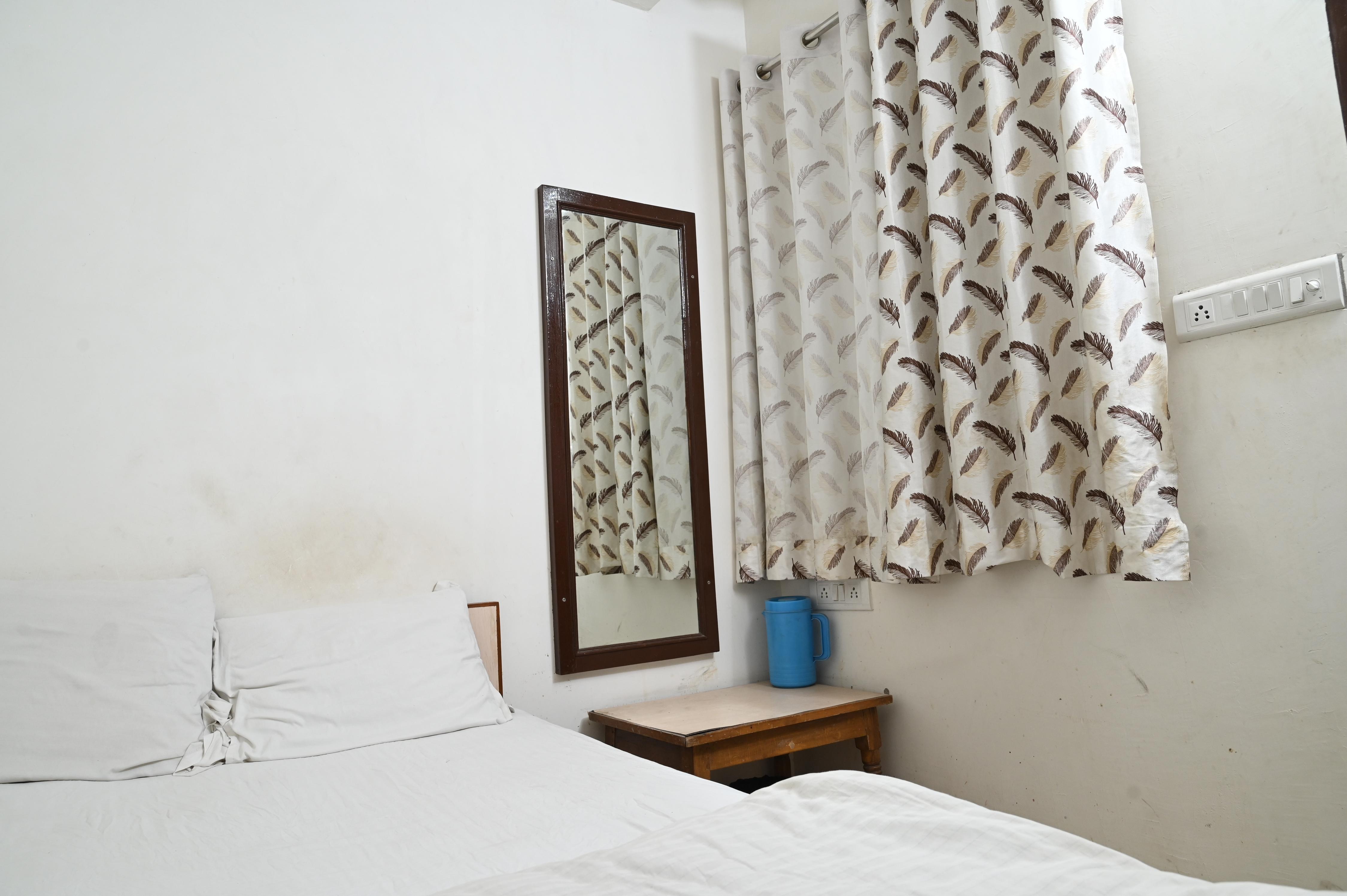 Hotel Sharma Inn - Tap to explore photos