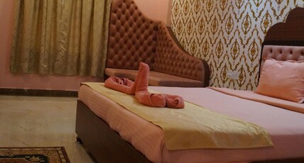 Hotel Sai International Room Type - Super Deluxe Room
