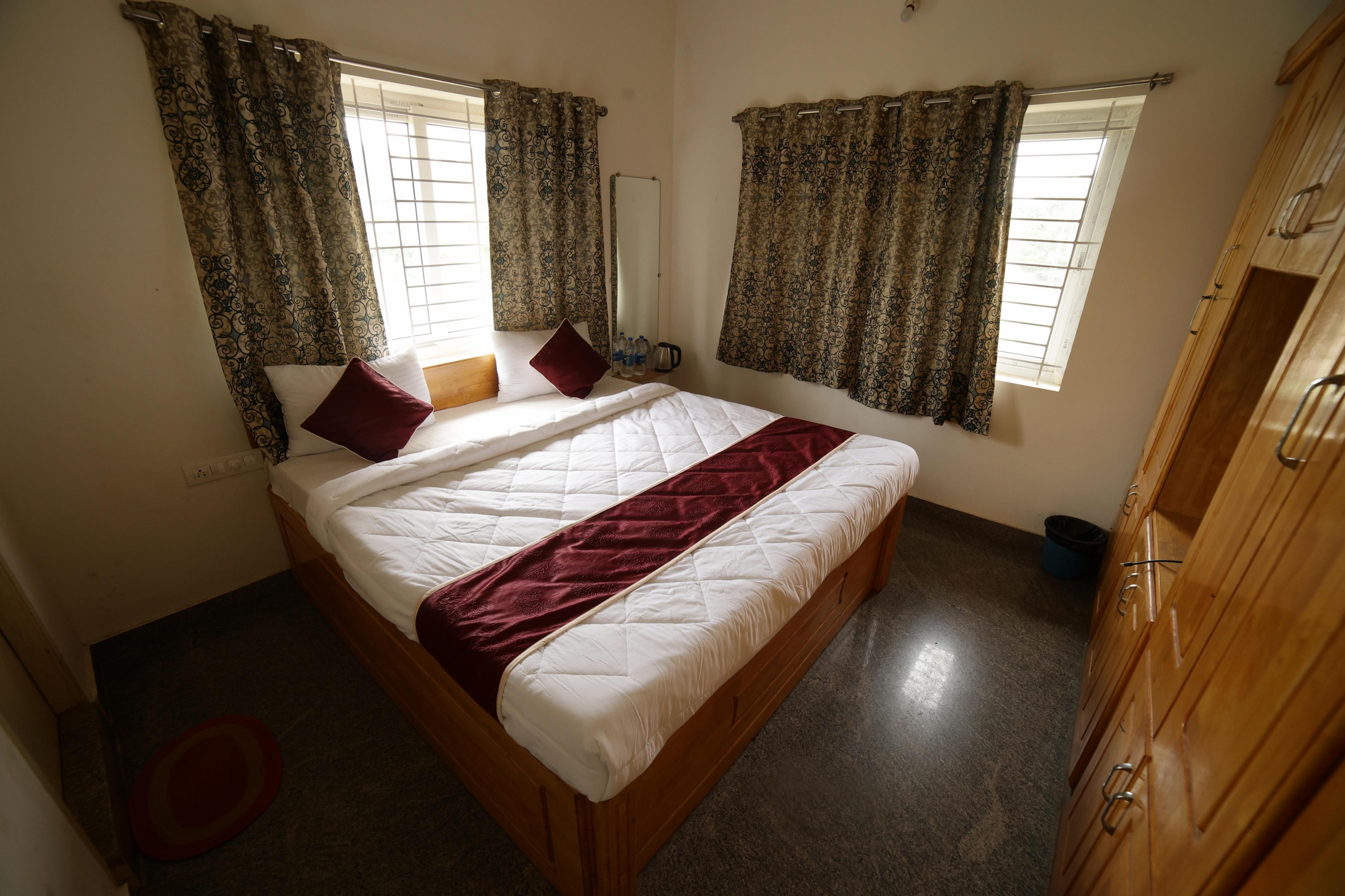 Naksha Tree Hotel Room Type - 3 BHK