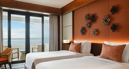 Bali Beach Hotel Room Type - Deluxe Ocean View - Twin Bed
