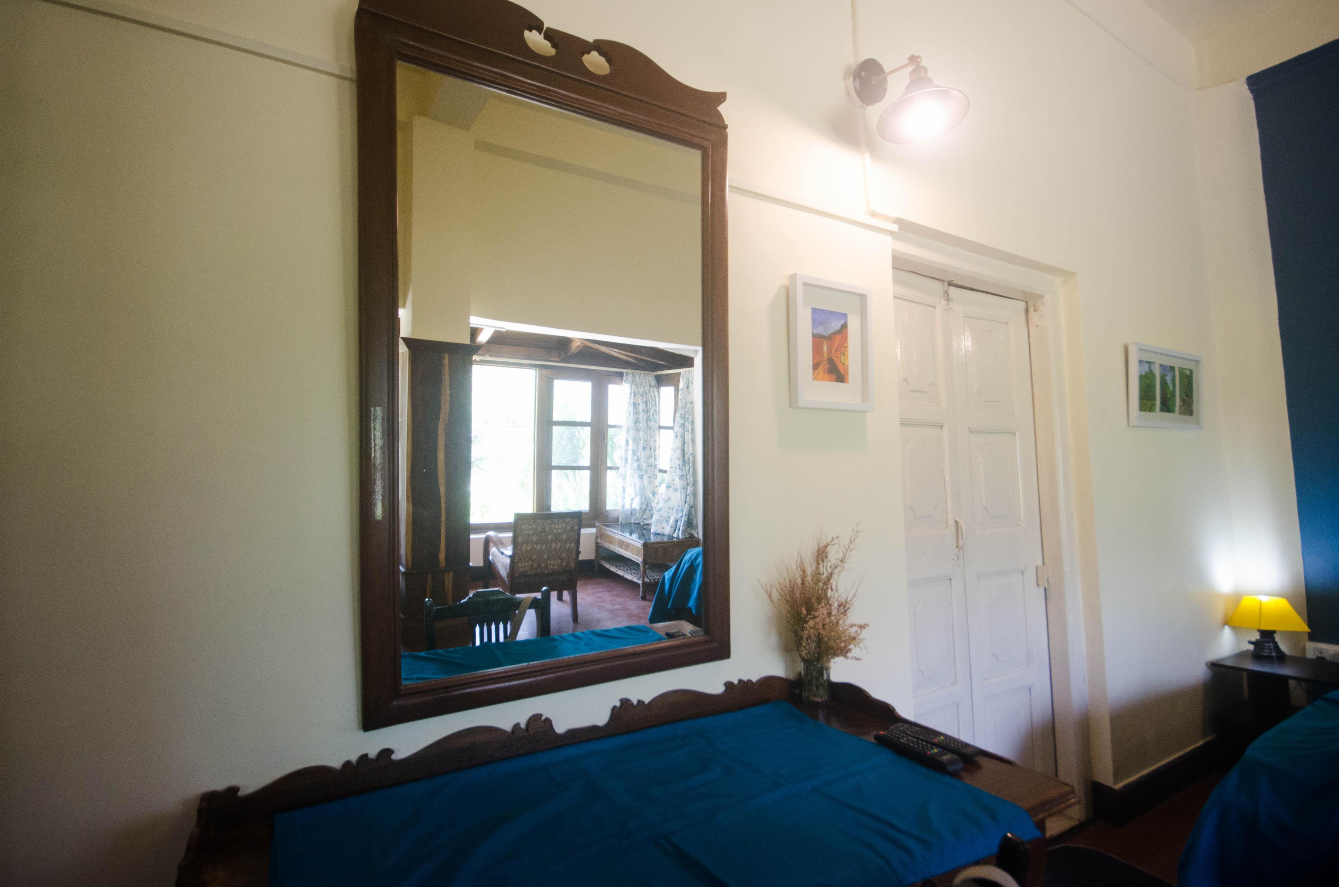 Clifton Bungalow - Tap to explore photos