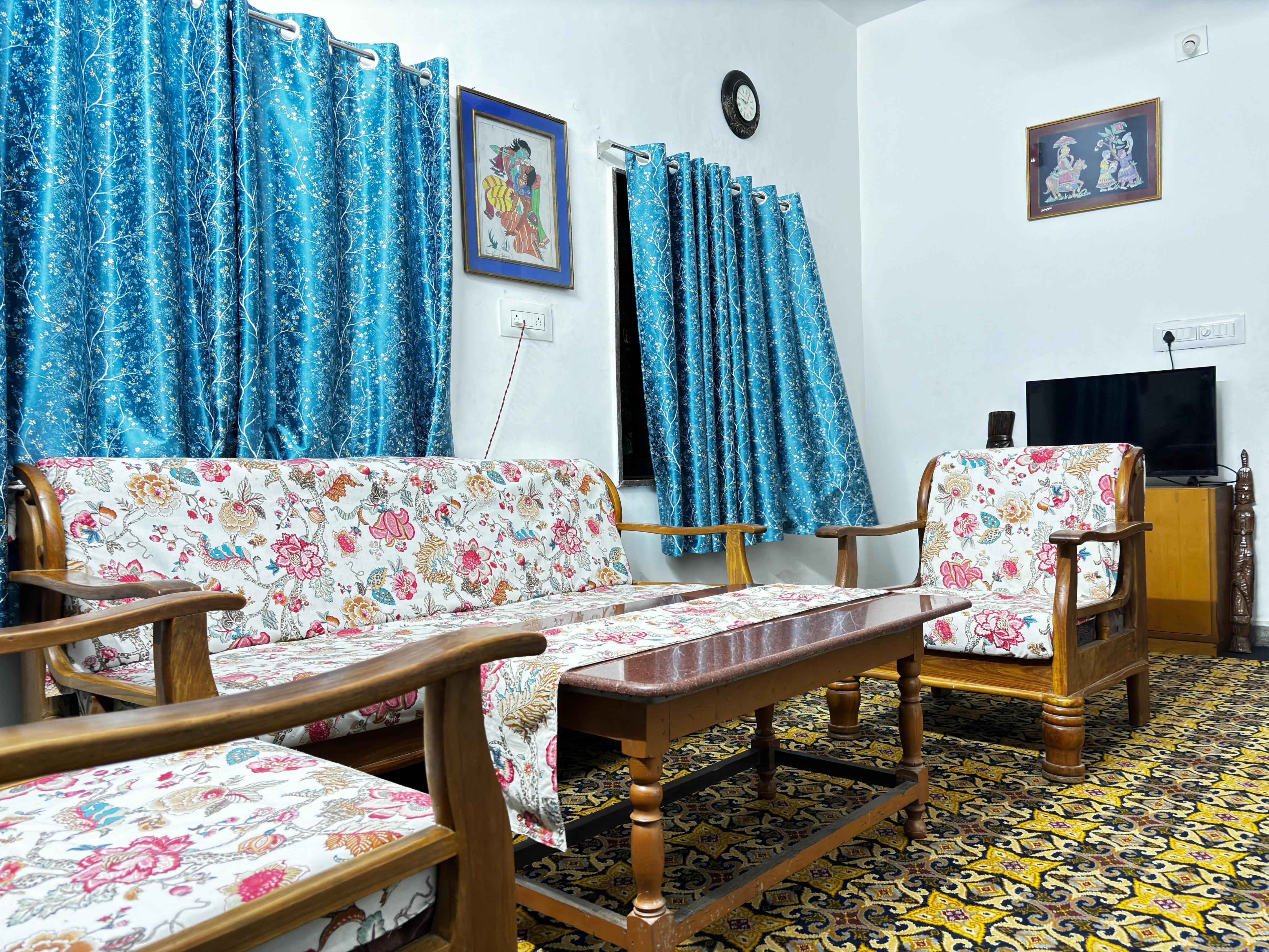 RAWLA HOMESTAY - Tap to explore photos