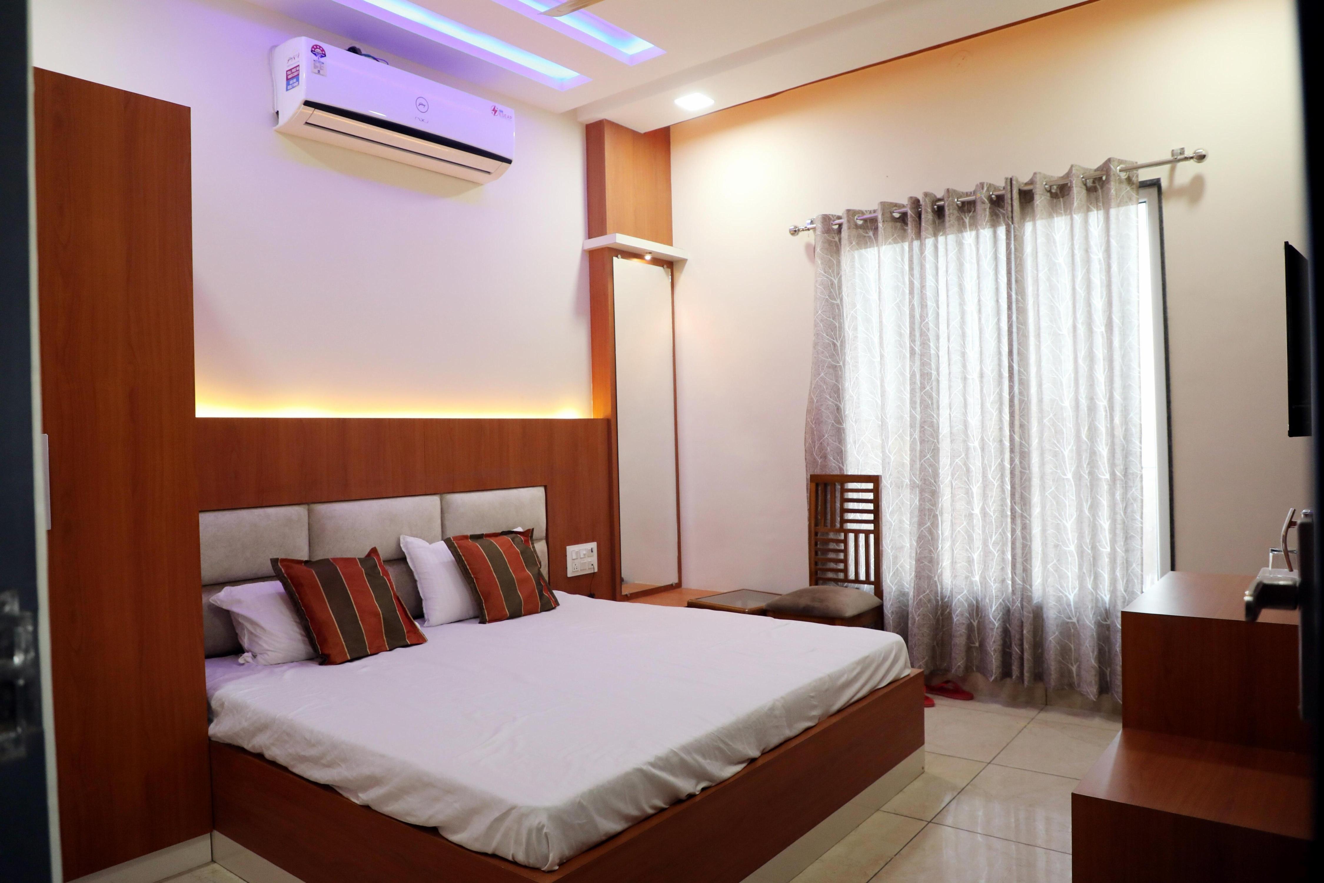 HOTEL RAJ RESIDENCY Room Type - CLASSIC ROOM