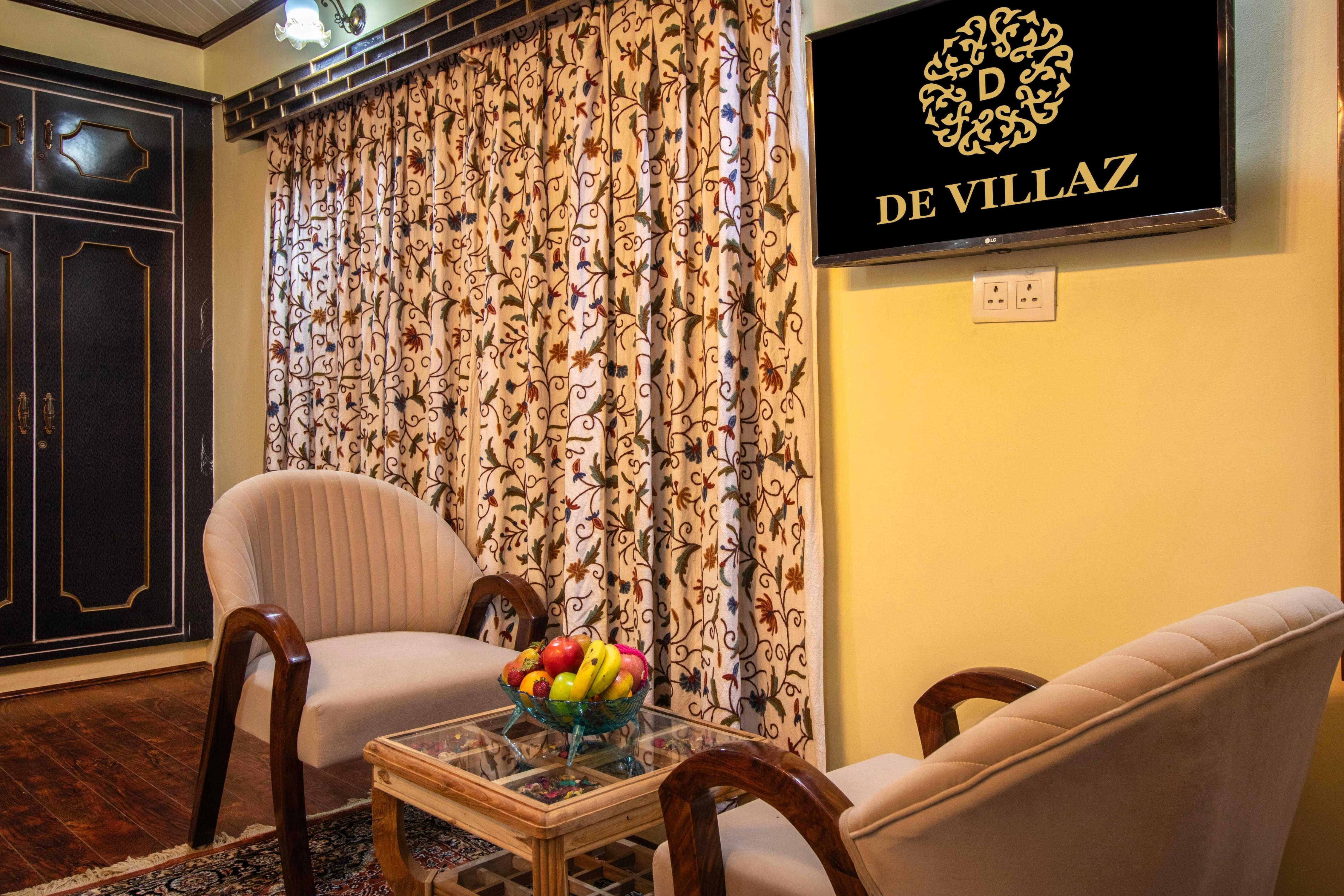 Hotel De Villaz Luxury Nearby Srinagar Airport - Tap to explore photos