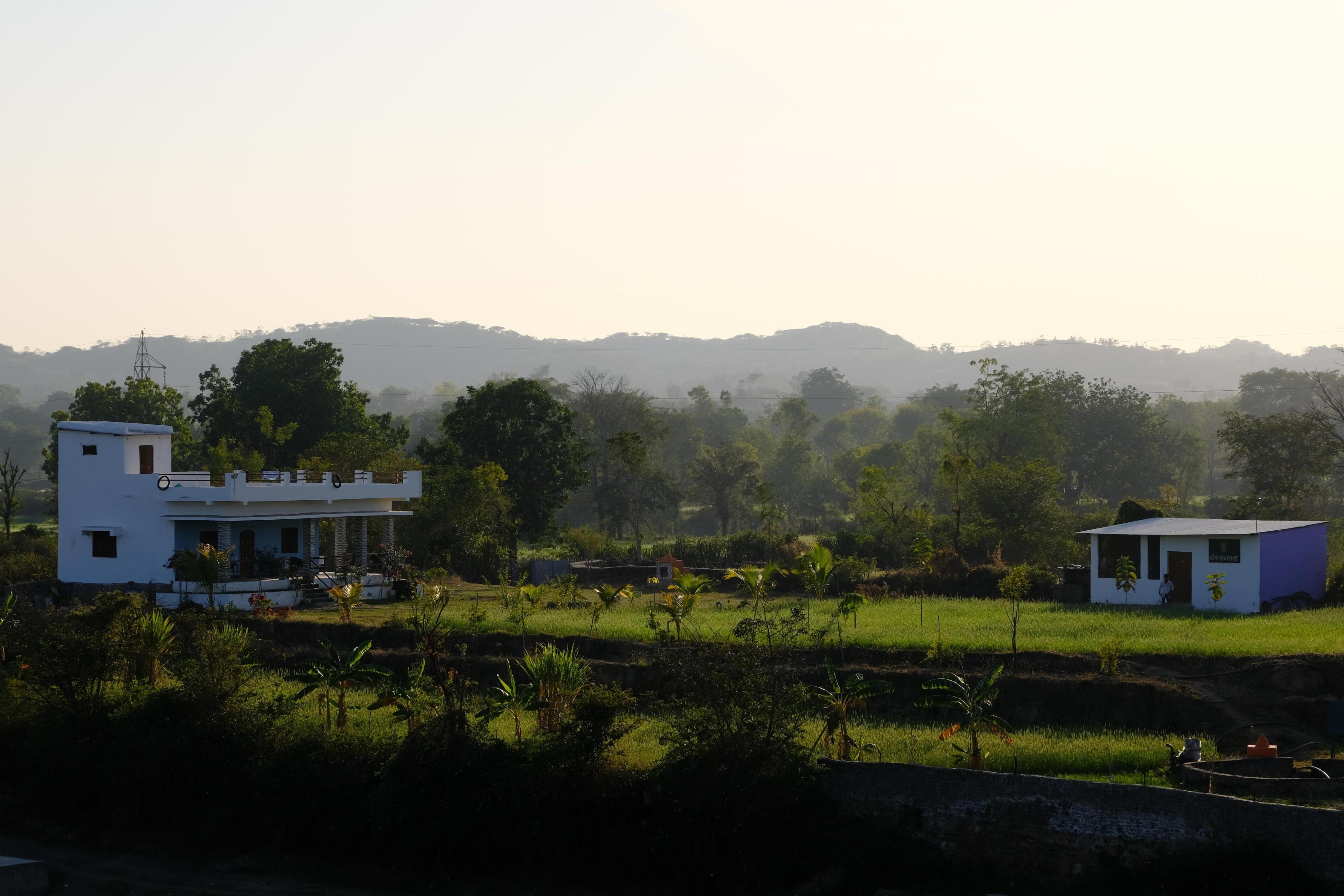 Jera farmhouse and lakeside stay