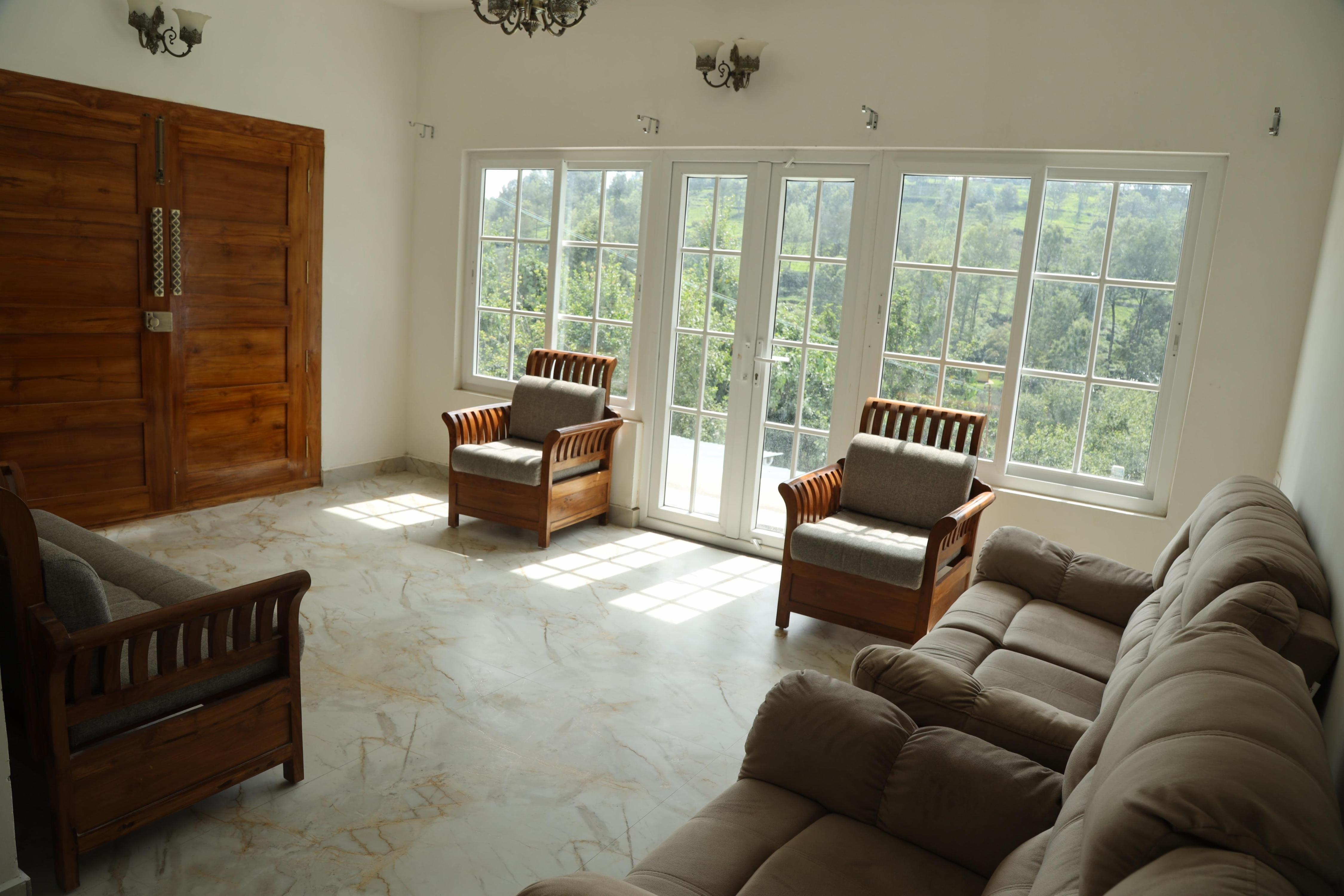 Pear Tree Luxe Entire 3BHK Mansion - Tap to explore photos