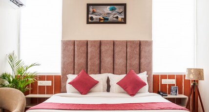 Hotel Sagar Residency - Best Mountain view Hotel in Palampur Room Type - Super Deluxe AC Room