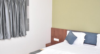 HOTEL OMKARESHWAR INN Room Type - Double standard room