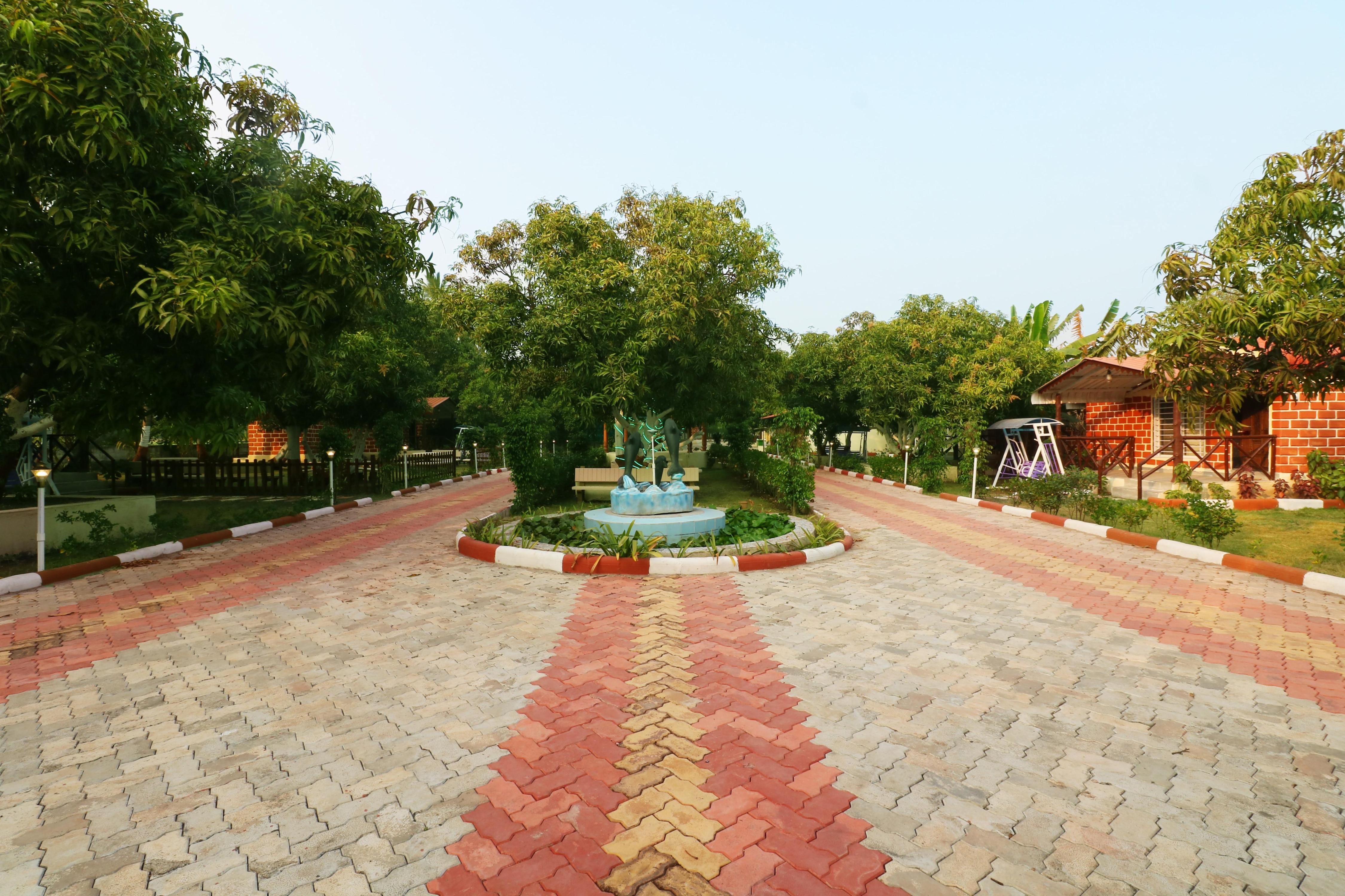 Aarambh Jungle Vista Resort - Tap to explore photos