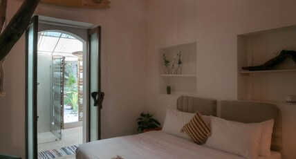 Circle Room Type - Double Room with Patio