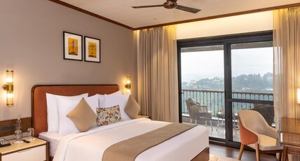 juSTa Hollow Oak Mussoorie Room Type - Club room with Jacuzzi