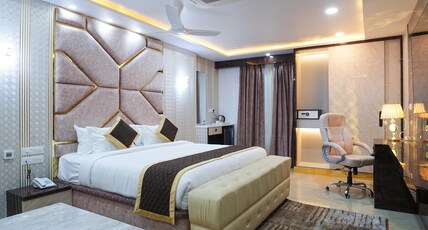 Hotel Y Palace Room Type - PRESIDENTIAL SUITE ROOM