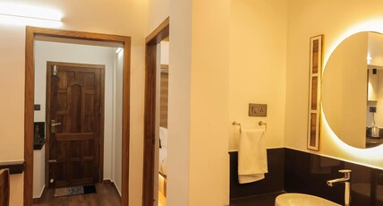 Galaxy International Inn Room Type - 2BHK FAMILY SUITE