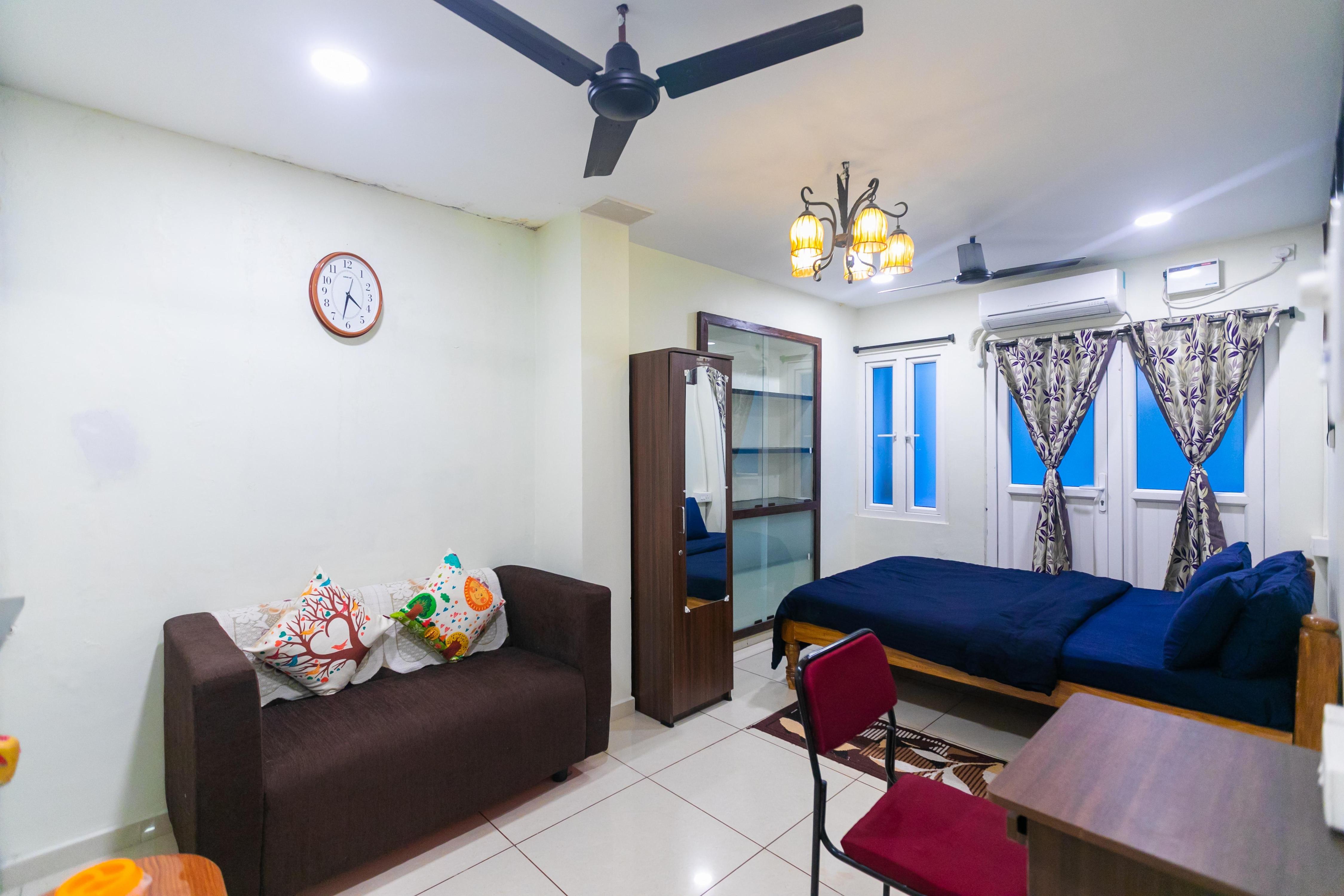 Bay Stays 2BHK Near White Town - Tap to explore photos