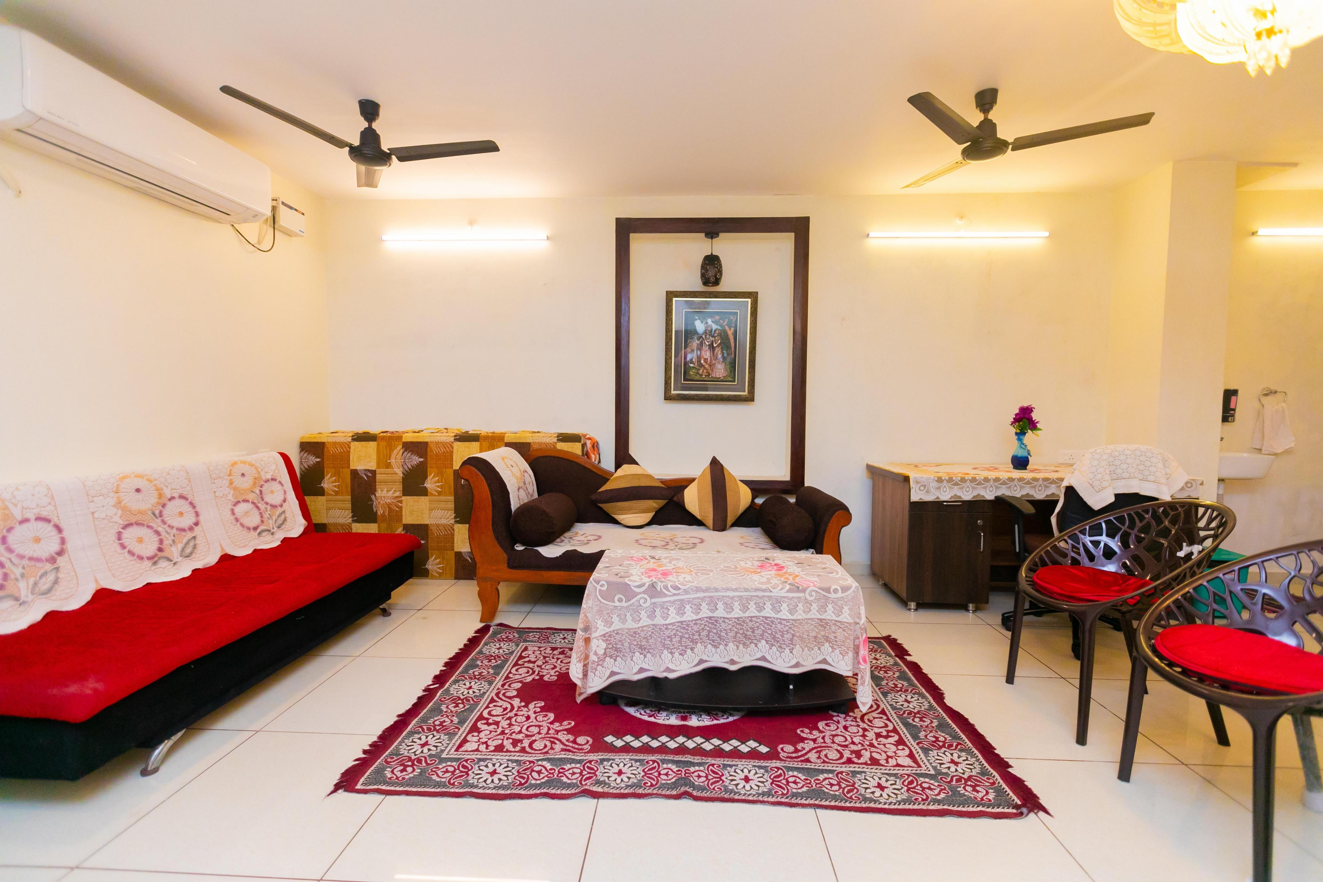 Bay Stays 2BHK Near White Town