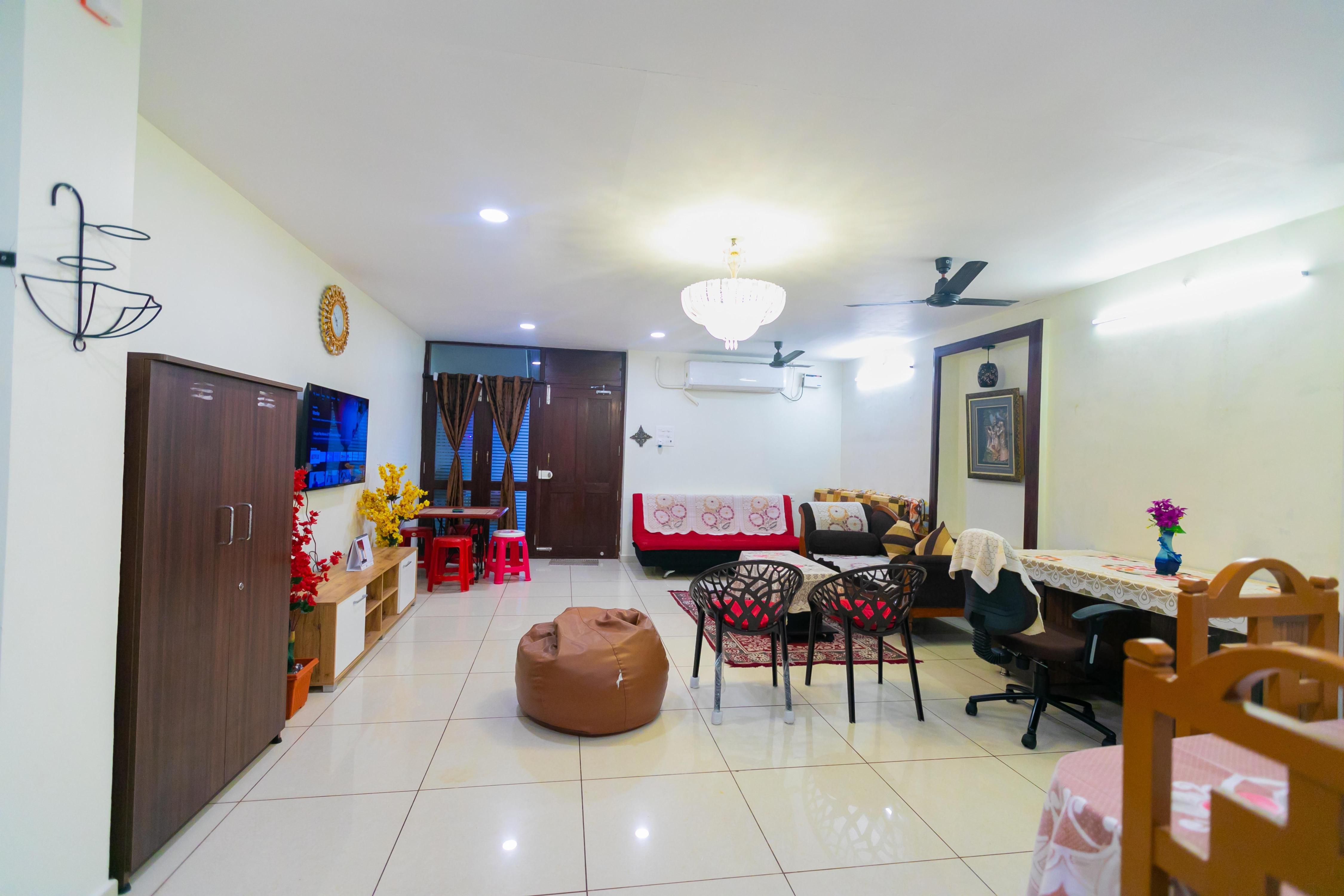 Bay Stays 2BHK Near White Town - Tap to explore photos