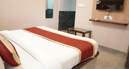 Hotel Metro Regency Inn, 100m from Jaipur Railway Station Room Type - Deluxe AC Room Hotel Metro Regency Inn, 100m from Jaipur Railway Station Room Type - Deluxe AC Room