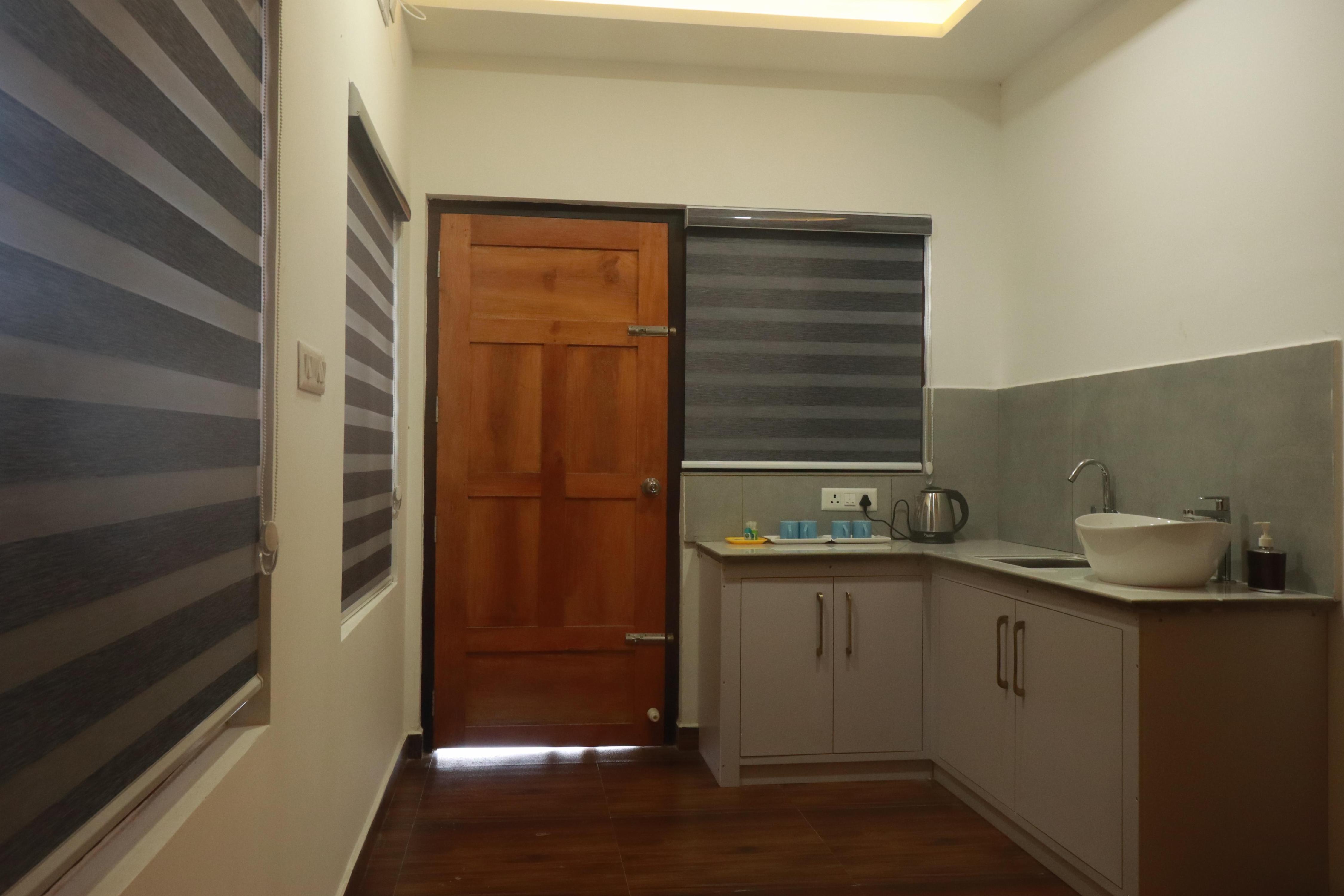 Munnar Mist Resorts - Tap to explore photos