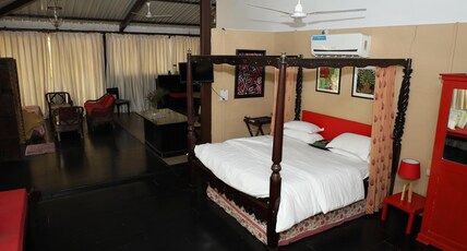 Aranya Phansad Resort Room Type - Frangipani (Suite)